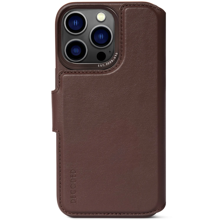 Decoded Leather Detachable Wallet Etui do iPhone 14 Pro (Kompatybilne z MagSafe) (Brown) (1)